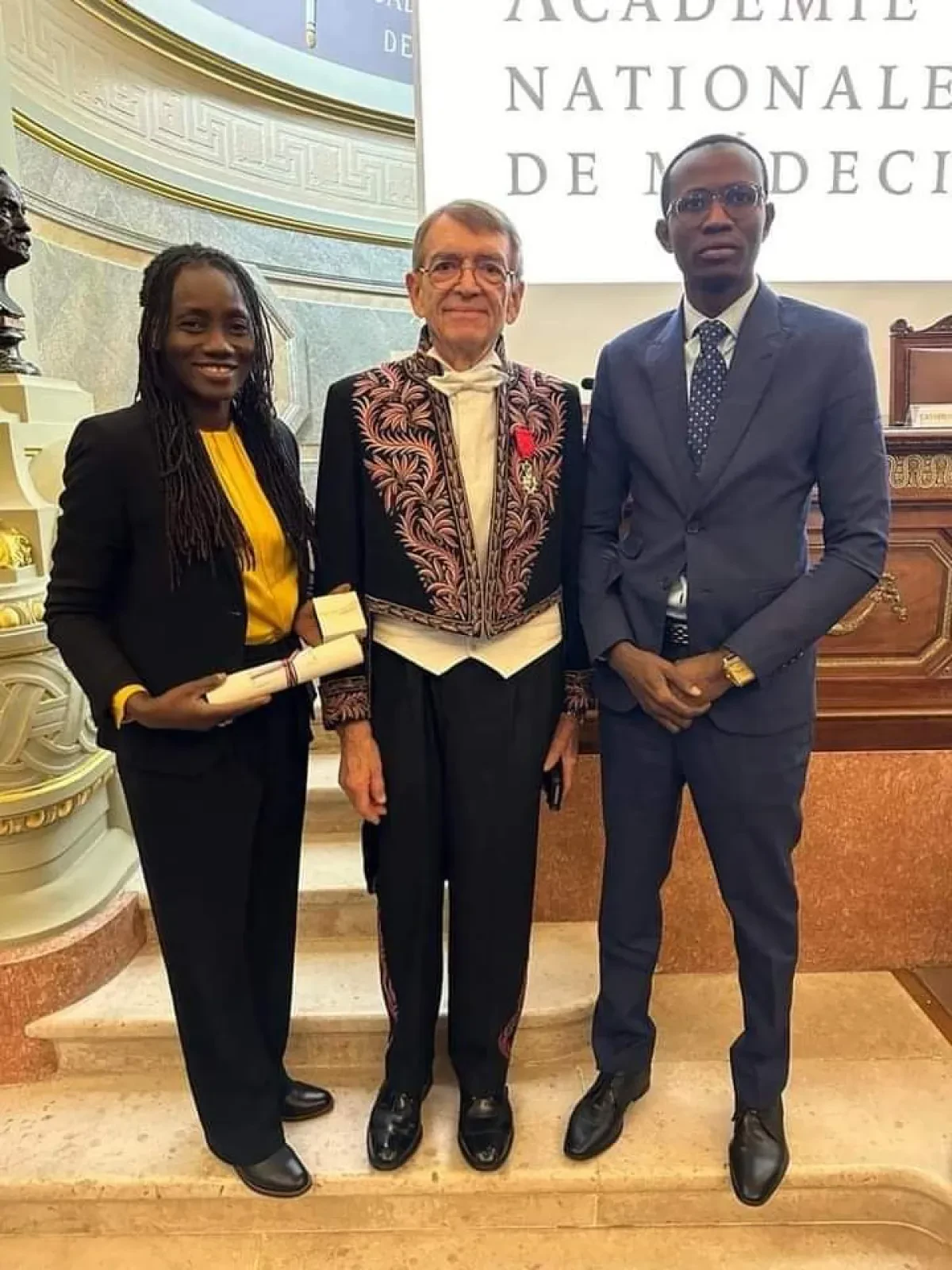 Le Professeur Maimouna Ndour Mbaye intègre française de Médecine
