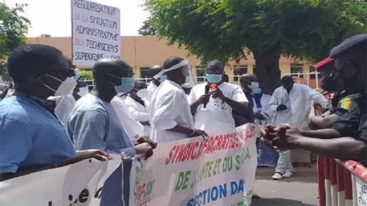 Drame à Linguère...« And Gueusseum » prend la défense du personnel médical