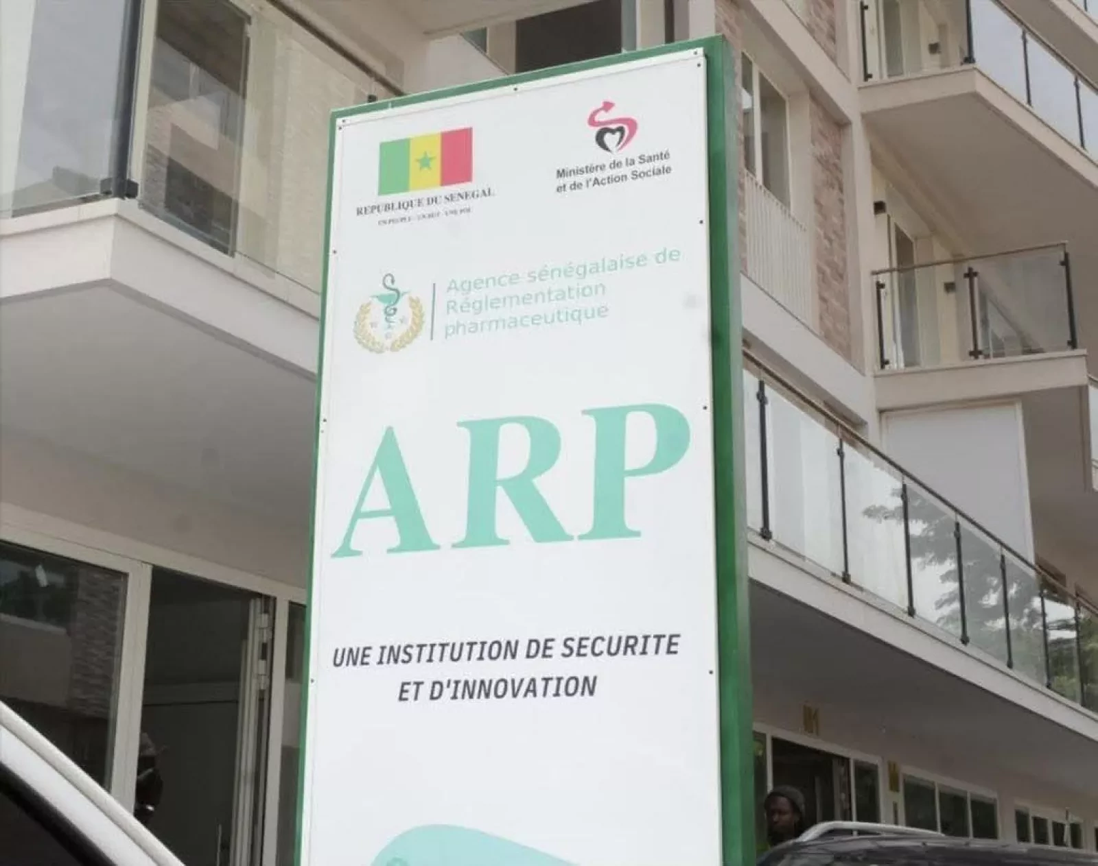 L’ARP et la SOSEAP s’unissent pour un meilleur approvisionnement des médicaments dans l’UEMOA