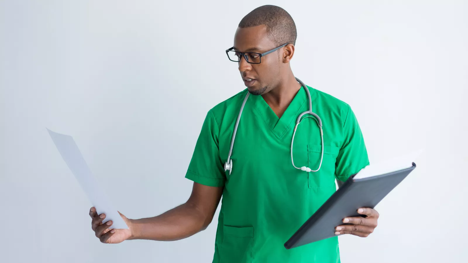 Emploi : Étioplus recrute un infirmier ou une infirmière