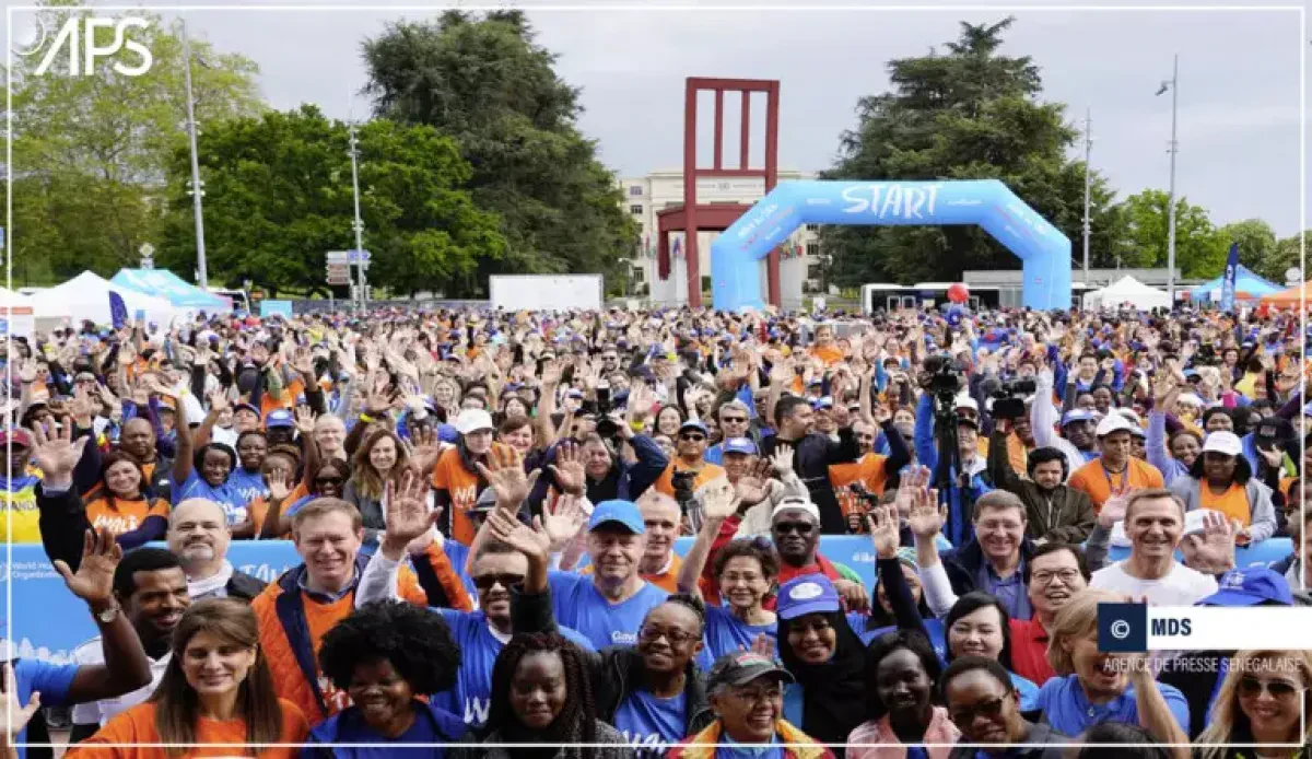 Genève : la randonnée pédestre ’’ Walk the talk’’ donne le ton de la 77ème Assemblée mondiale de la santé